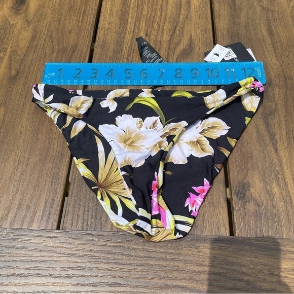 Volcom junior she shore can bikini bottom S - Picture 3 of 8